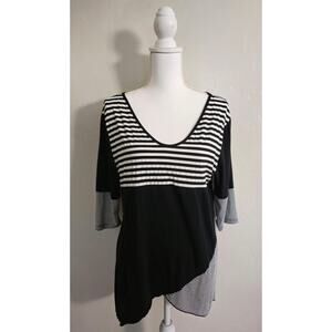 Lily by Firmiana Black Colorblock 3/4 Sleeve Top